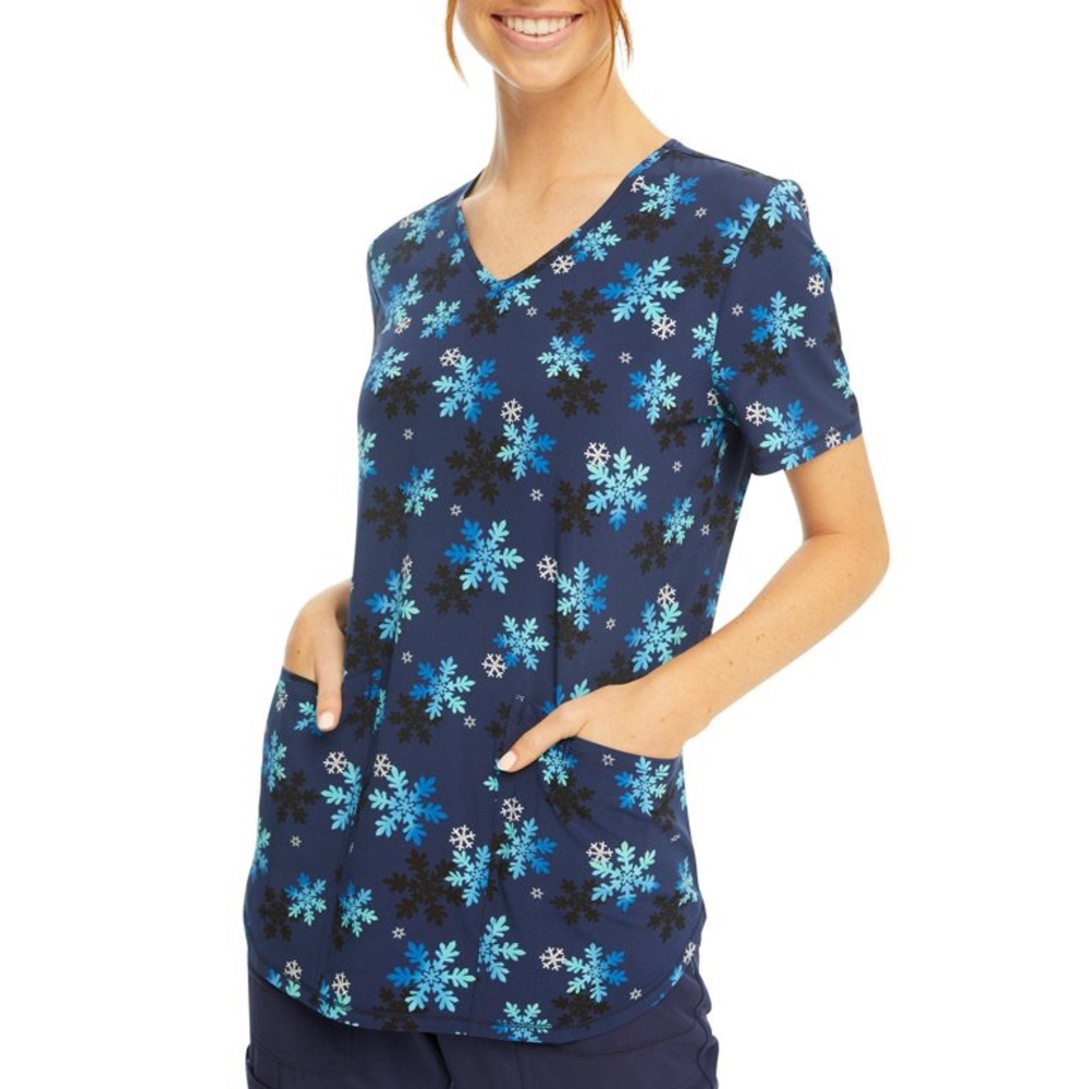 Scrubstar Women's "Ombre Snowflakes" V-Neck Print Scrub Top, Size S, NWT